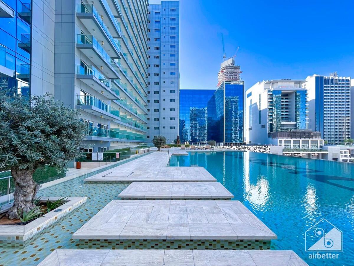 Luxury Stay At Damac Majestine With Balcony & Views Dubai Exterior photo